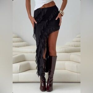 Princess Polly Black Asymmetrical Ruffle Skirt size 4 NWT